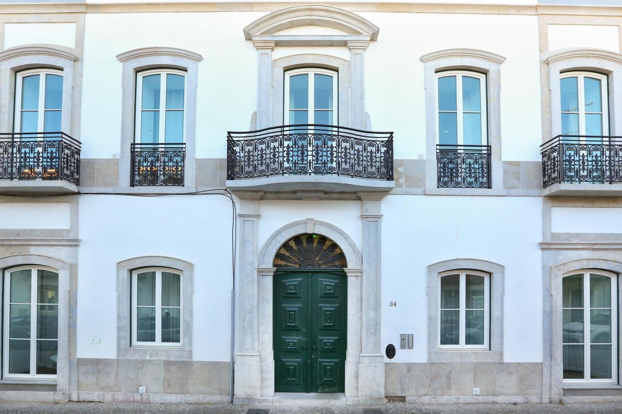 Lovely Faro Apartment Екстериор снимка